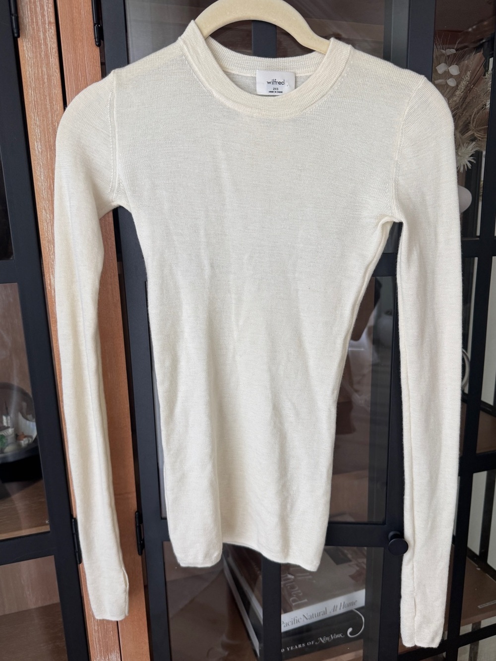 Aritzia Wilfred wool sweater long sleeve tee crewneck top knit ivory